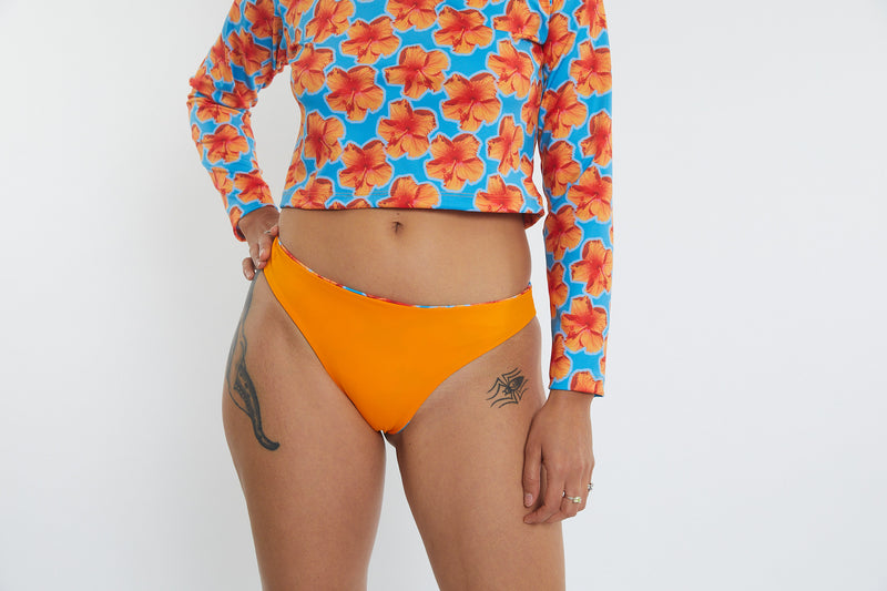 Taylor Recycled Mid Rise Bikini Bottom - Hibiscus Digi