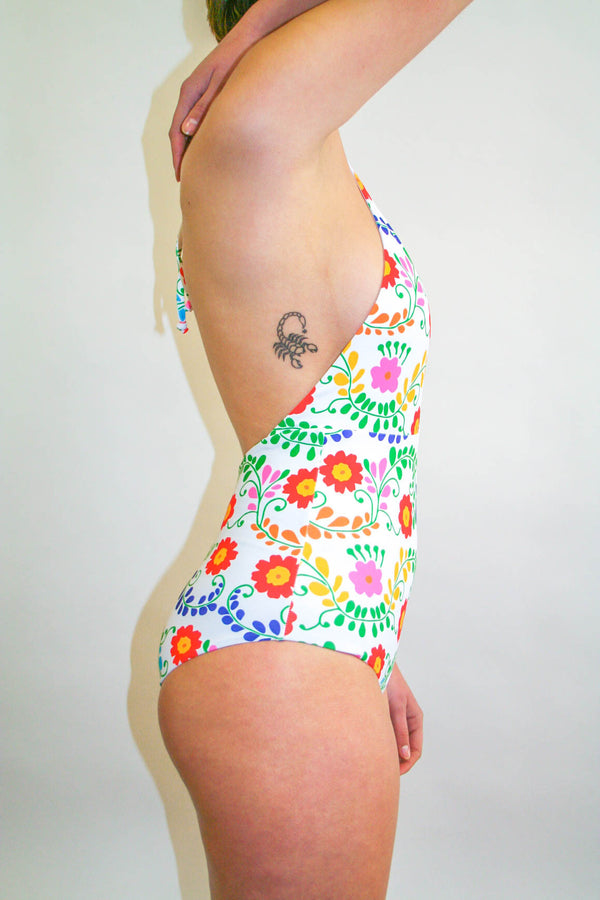Annie Full Piece - Folk Embroidery