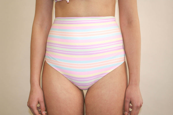 Katie Bottoms – Rainbow Paddle Pop Stripe